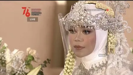 Detail Make-up Cantik Lesti di Akad Nikah dengan Rizky Billar, Pakai Bulu Mata Palsu dan Headpiece Mewah Berkilauan