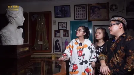 Detik-detik Dewi Perssik Kesurupan Jin Penunggu Museum Nike Ardilla yang Mengaku Sebagai Almarhum, Ternyata Sosok Hewan Berbulu