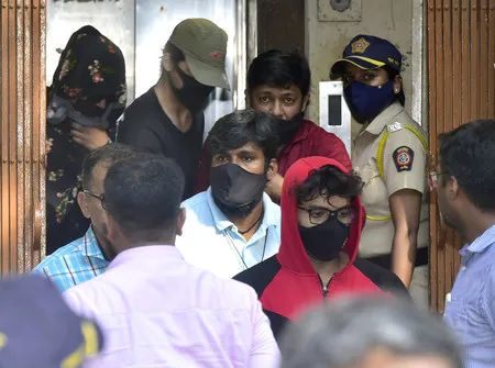 Detik-Detik Penangkapan Aryan Khan Anak Shahrukh Khan, Diduga Terkait Narkoba
