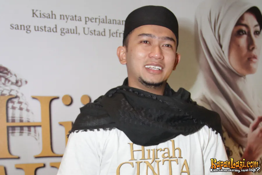 Jeffry Al Buchori  Sedih, Selebritis Indonesia Berbakat 