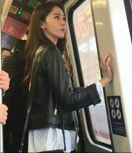 Fans Bertemu 7 Selebritis Ini Ditempat Yang Tak Mereka Duga