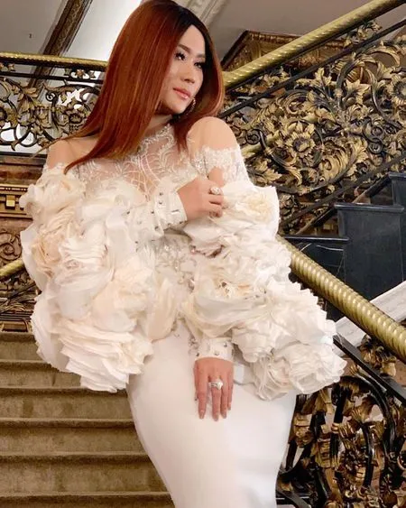Foto Foto Inul Daratista Saat Syuting Video Klip Pamerkan Tubuh Singset Kapanlagi Com
