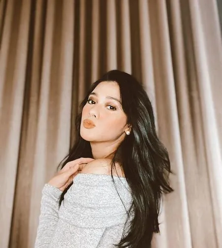 Foto-foto Naysila Mirdad dengan Gaya Rambut Baru, Tampil Lebih Fresh Tuai Pujian - Makin Mirip Nana Mirdad