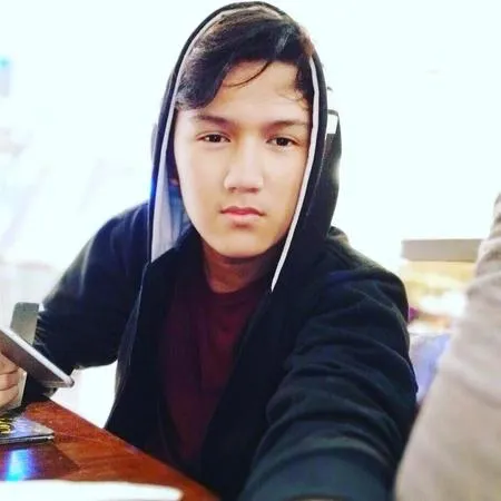 FOTO: 10 Aktor Ganteng Kelahiran 2000an, Calon Bintang Masa Depan