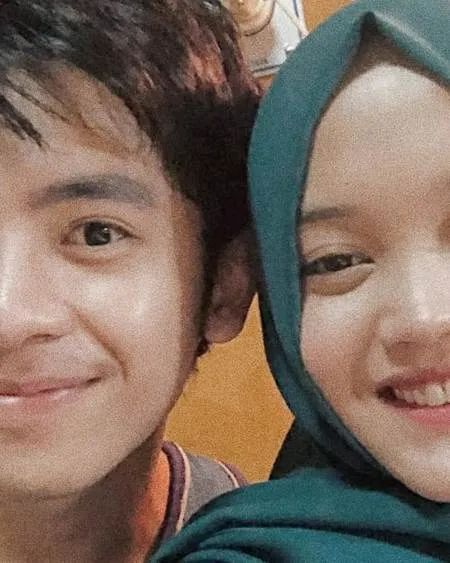 Foto 9 Bukti Dede Satria Dekat Dengan Putri Delina Pacaran Kapanlagi Com