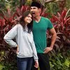 FOTO: Ali Syakieb Jadi Tukang Gali Kubur, Agathe Valerie Salting