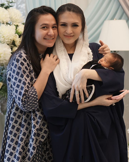 Foto Aqiqah Baby Parva Putra Kedua Donita Dan Adi Nugroho Kapanlagi Com