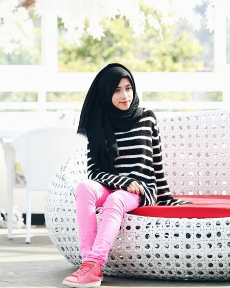 Foto Baru Lulus Smp Hijabers Shirin Al Athrus Makin Cantik Imut M Kapanlagi Com