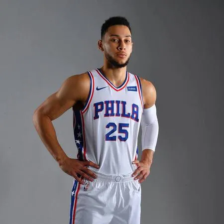 Foto Ben Simmons Pebasket Ganteng Pacar Baru Kendall Jenner Kapanlagi Com