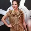 FOTO Berpose di IMAA 2017, Pevita Pearce Pakai Gaun Seberat 10 Kg