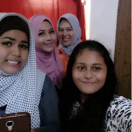 Foto Cantik Cantik 6 Putri Kadir Yang Bikin Kamu Tersenyum Kapanlagi Com