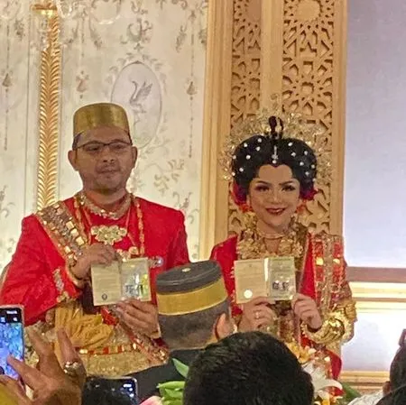 FOTO: Cantiknya Raiyah Jelang Akad Nikah dengan Danny Rukmana, Dibilang Mirip Lulu Tobing