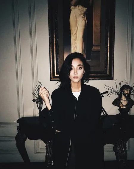 Foto Carissa Sahabat Valerie Thomas Yang Cantik Bak Bidadari Kapanlagi Com