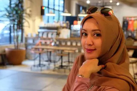 Foto Deivy Istri Cantik David Chalik Yang Jarang Terekspos Kapanlagi Com