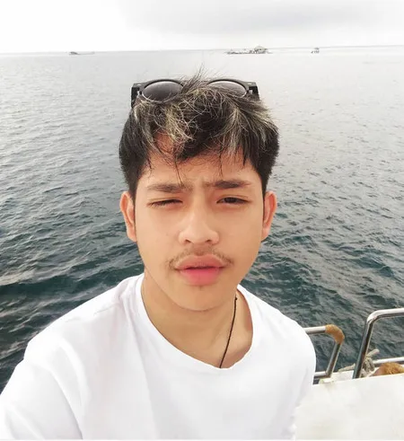 Foto Dibilang Mirip Derby Romero Cowok Ini Bikin Heboh Netizen M Kapanlagi Com