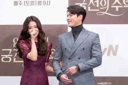Foto Hyun Bin Park Shin Hye Di Preskon Drama Cute Penuh Tawa Kapanlagi Com