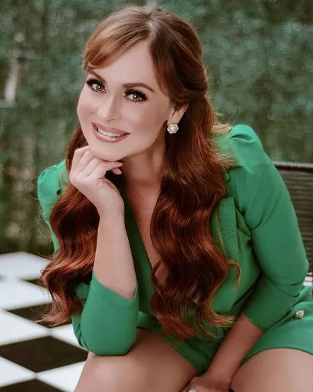 Foto Kabar Terbaru Gabriela Spanic Bintang Telenovela 'CINTA PAULINA', Tetap Memukau di Usia 47 Tahun - Dituding Suntik Botox