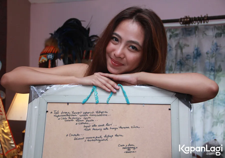 FOTO: Kamar Cantik Nadia Vega, Bernuansa Klasik & Serba ...