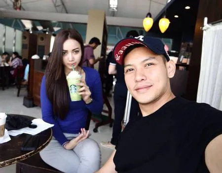 Foto Kemesraan Ferly Putra Pacar Intim Tapi Jarang Dibahas Kapanlagi Com