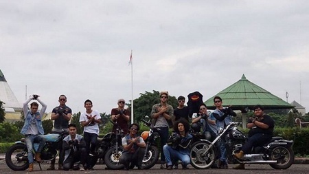 Foto Keseruan Ammar Zoni Dan Geng Motor Rainbow Di Anak Langit