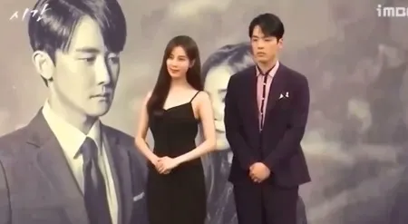 Foto Lama Kim Jung Hyun Saat Tak Mau Disentuh Seohyun SNSD di Preskon Kembali Dibahas, Bikin Geram Netizens