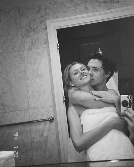 FOTO: Makin Mesra, Brooklyn Beckham dan Nicola Peltz Akhirnya Go Public di Instagram