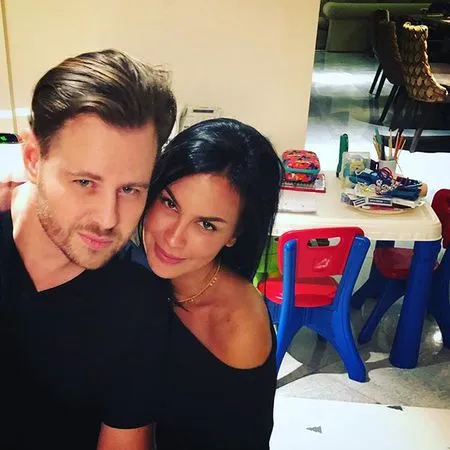 Foto Mesranya Sophia Latjuba Dan Bogdan Vlase Manis Romantis Kapanlagi Com Foto Mesranya Sophia Latjuba Dan Bogdan Vlase Manis Romantis Kapanlagi Com