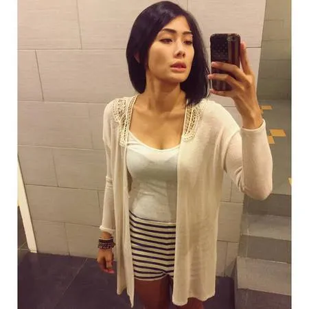 FOTO: Nabila Putri, Presenter 'Waktu Indonesia Bercanda' Yang Hot