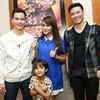 FOTO: Pemain Film 'SATRIA HEROES' Diserbu Anak-Anak Saat Nobar!