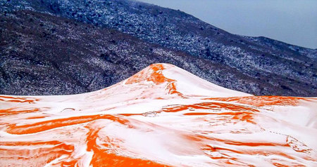 FOTO: Penampakan Saat Salju Turun di Gurun Sahara, Bikin Takjub!