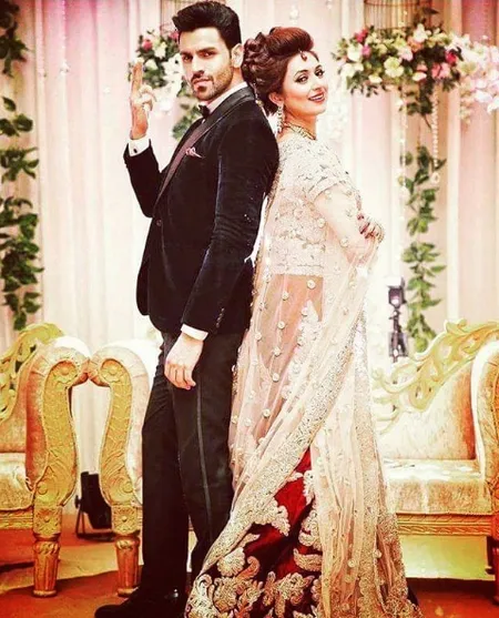 Foto Pernikahan Divyanka Vivek Mewah Bak Di Negeri Dongeng Kapanlagi Com Be part of the divyanka tripathi birthday project. foto pernikahan divyanka vivek mewah