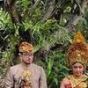 Foto Pernikahan Komika Gilang Bhaskara dengan Adat Hindu, Diduga Pindah Agama dan Tak Mau Beri Klarifikasi