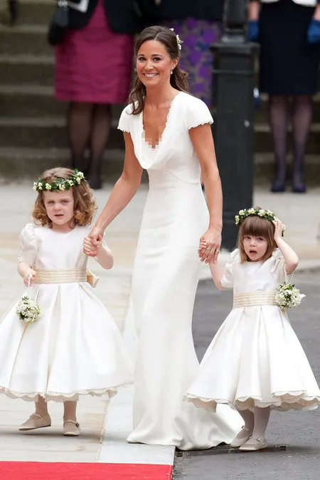 Foto Prediksi Gaun Pernikahan Pippa Middleton Mewah Elegan Kapanlagi Com