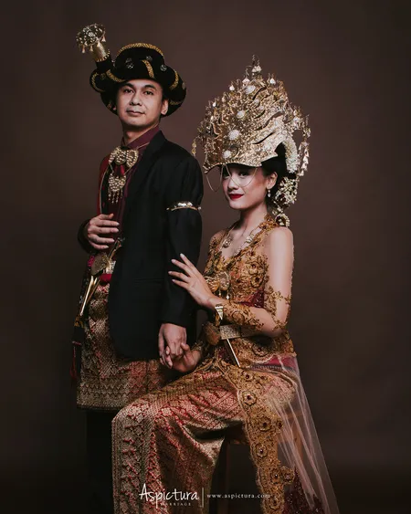 Foto Prewed Raditya Dika Anissa Pakai Baju Adat Palembang Kapanlagi Com