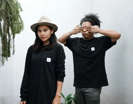 Foto Romantis Indah Permatasari dan Arie Kriting yang Pernah Ditentang Orangtua, Lucu Menggemaskan!