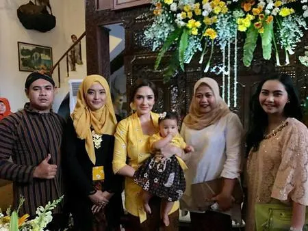 400 Contoh Undangan Acara Tedak Siten Gratis Terbaru 400 Contoh Undangan Acara Tedak Siten Gratis Terbaru