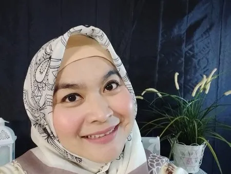 Foto Terbaru Presenter dan Komedian Ulfa Dwiyanthi, Masih Imut-Imut di Usia Hampir 50 Tahun