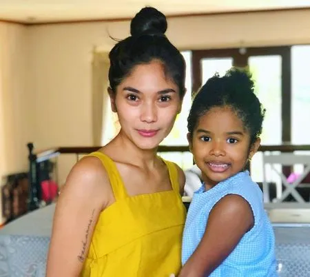 Foto Velove Anak Garneta Haruni dari Hubungannya dengan Greg Nwokolo, Udah Gede dan Makin Menggemaskan