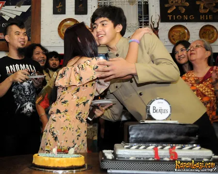 Foto Foto Mesra El Dan Pacarnya Amanda Manopo Di Pesta Ultah