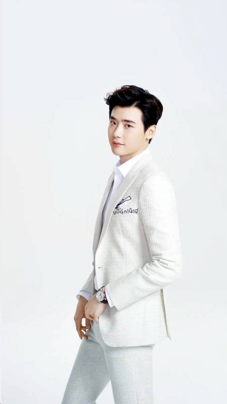 15 Transformasi Lee Jong Suk Dari Kecil Hingga Jadi Pujaan Wanita