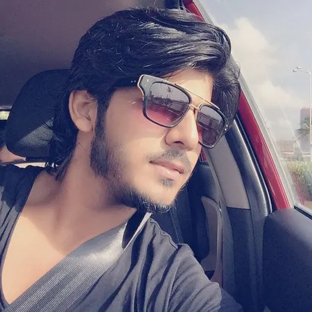 Gantengnya Sheezan Adik Shafaq Naaz Pemeran Murad Jodha Akbar Kapanlagi Com