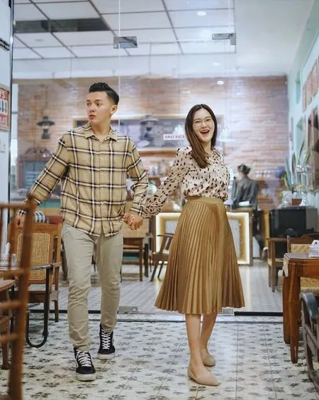 Hamil 6 Bulan, Ini 9 Potret Terbaru Nella Kharisma yang Makin Cantik - Babybump Mulai Terlihat