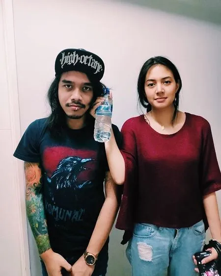 Hapus Foto Dengan Ello Aurelie Moeremans Mesra Dengan Cowok Baru Sudah Pacaran Kapanlagi Com