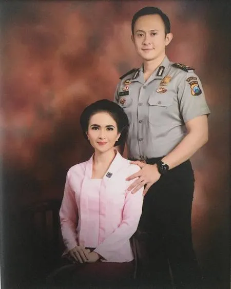 Ibu Bhayangkari Aktivitas Kadek Devi Jadi Istri Perwira Polisi Kapanlagi Com