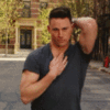 https://cdns.klimg.com/kapanlagi.com/g/i/n/ini_bukti_jika_channing_tatum_pantas_dijuluki_sebagai_dancer_hot/t/channing_tatum-20151006-002-rita.gif
