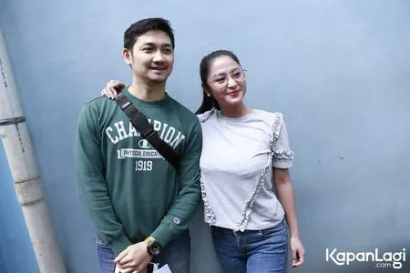 Ini Reaksi Dewi Perssik & Angga Wijaya Saat Ditanya Soal Momongan