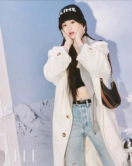 Intip Pesona Aktris Cantik Go Yoon Jung yang Jalani Pemotretan Bersama Elle Korea Edisi Musim Dingin Desember 2021!