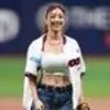 Jihyo TWICE dan Adiknya Lee Haeum Curi Perhatian di Lapangan Bisbol, Visual Sisters!