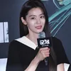 Jun Ji Hyun di VIP Screening Film 'COLONY', Elegan Pakai Outfit Hitam
