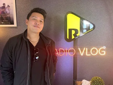 Kabar Terbaru Dearly Dave Mantan Suami Celine Evangelista Kini Main Ftv Suara Hati Istri Indosiar Kapanlagi Com